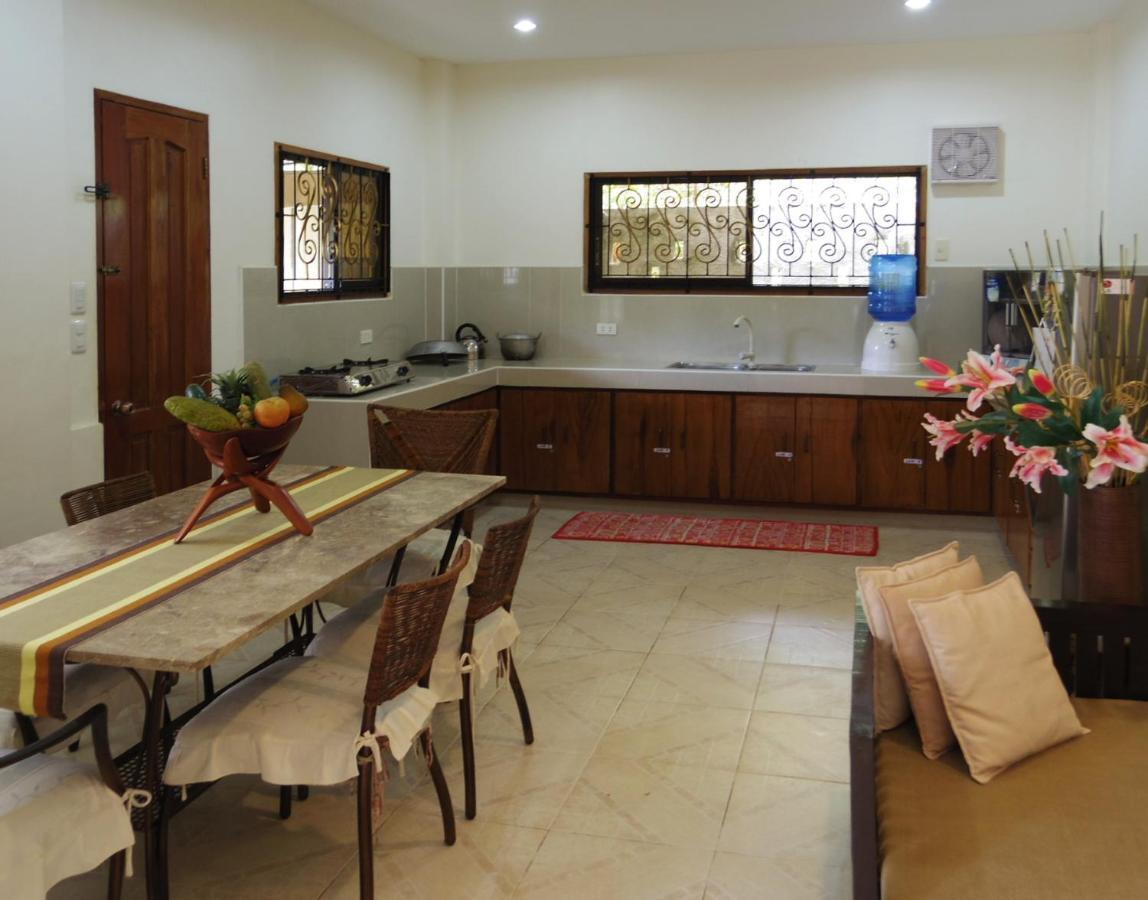 Bohol Chiisai Natsu Resort מראה חיצוני תמונה